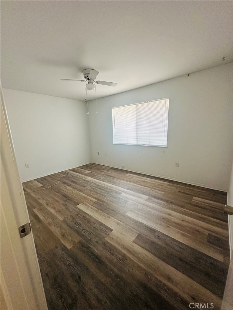 28940 Carmel Road Menifee, CA 92586 - Photo 19 of 29 Guest bedroom.