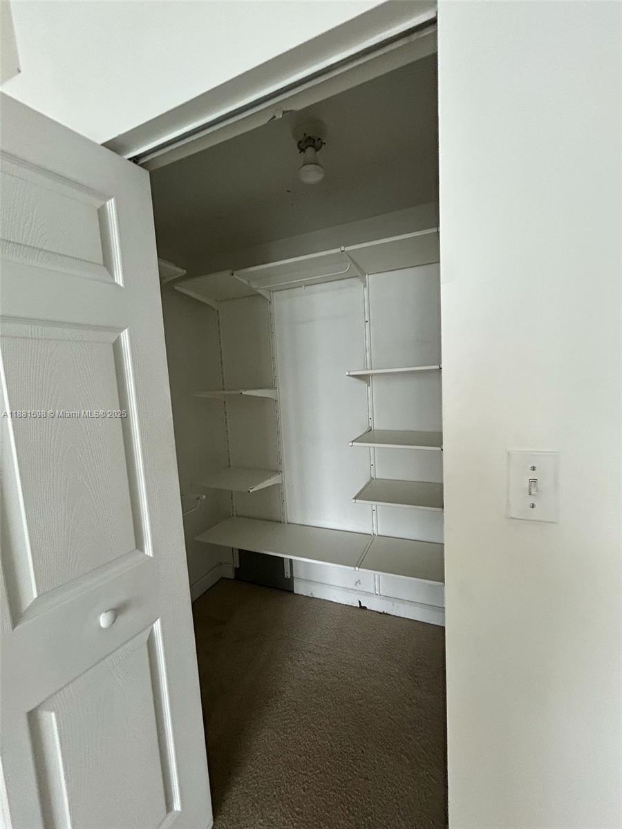 140 South Dixie Highway, Unit 816 Hollywood, FL 33020 - Photo 3 of 8 a view of walk in closet