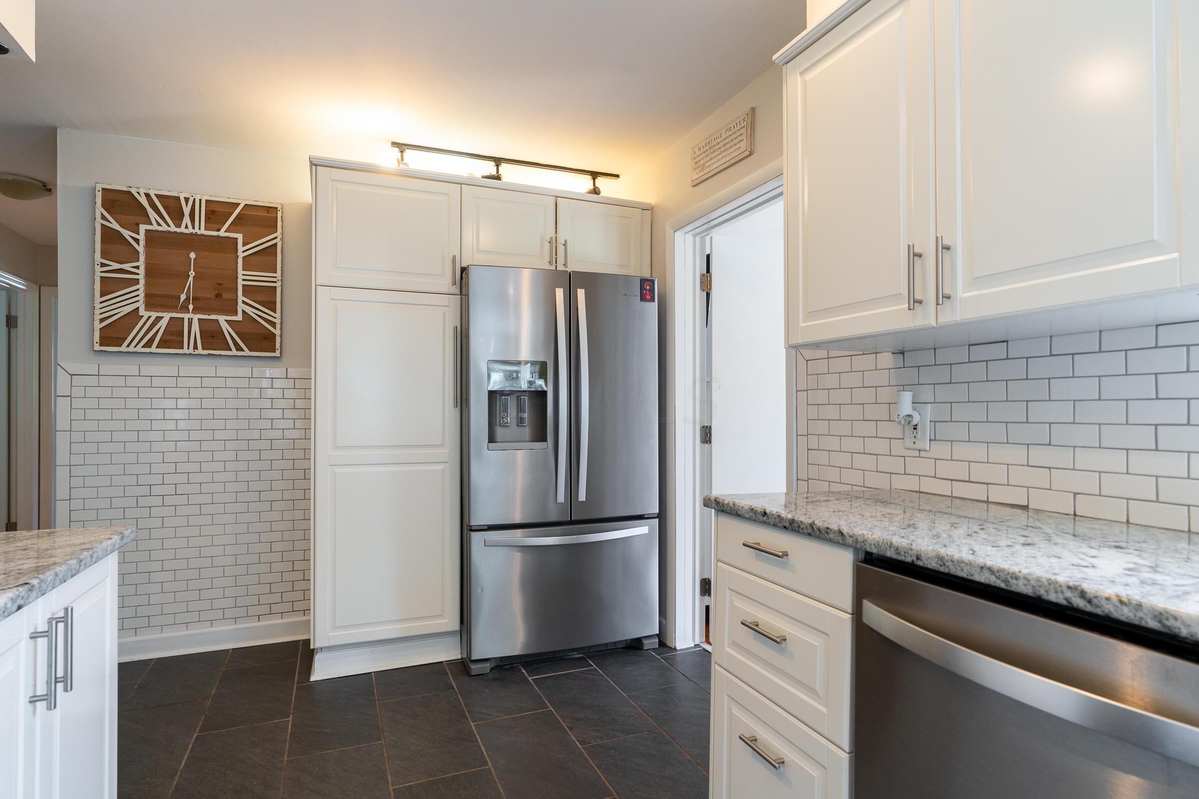 2543 Edgevale Road Columbus, OH 43221 - Photo 11 of 43 2543 Edgevale Rd-25