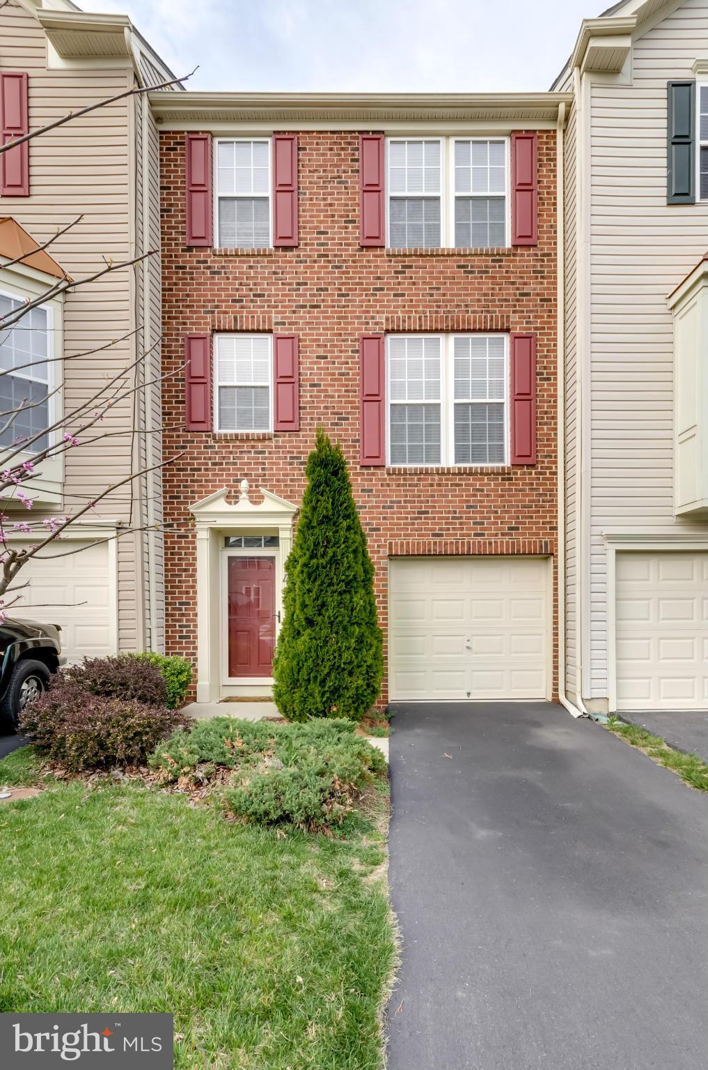 14 Streamside Place Falling Waters, WV 25419 - Photo 28 of 29 Exterior (Front)