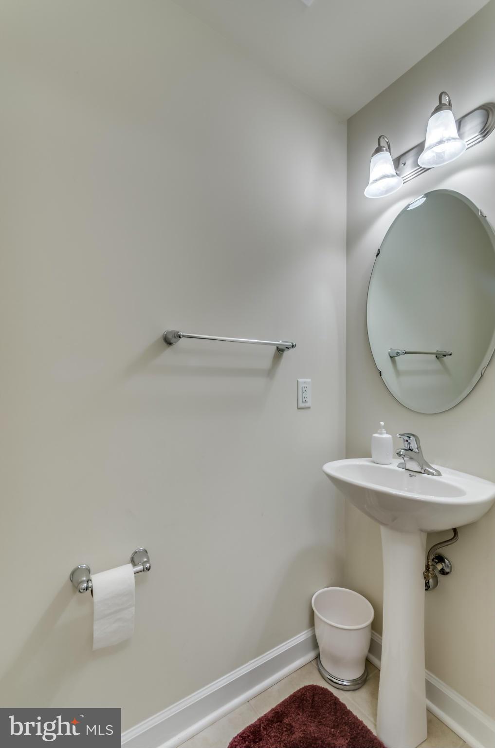 14 Streamside Place Falling Waters, WV 25419 - Photo 7 of 29 Bath