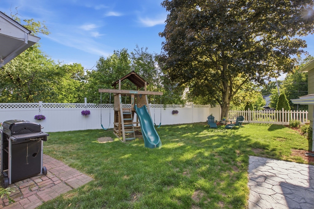 79 Orange Street Reading, MA 01867 - Photo 36 of 42