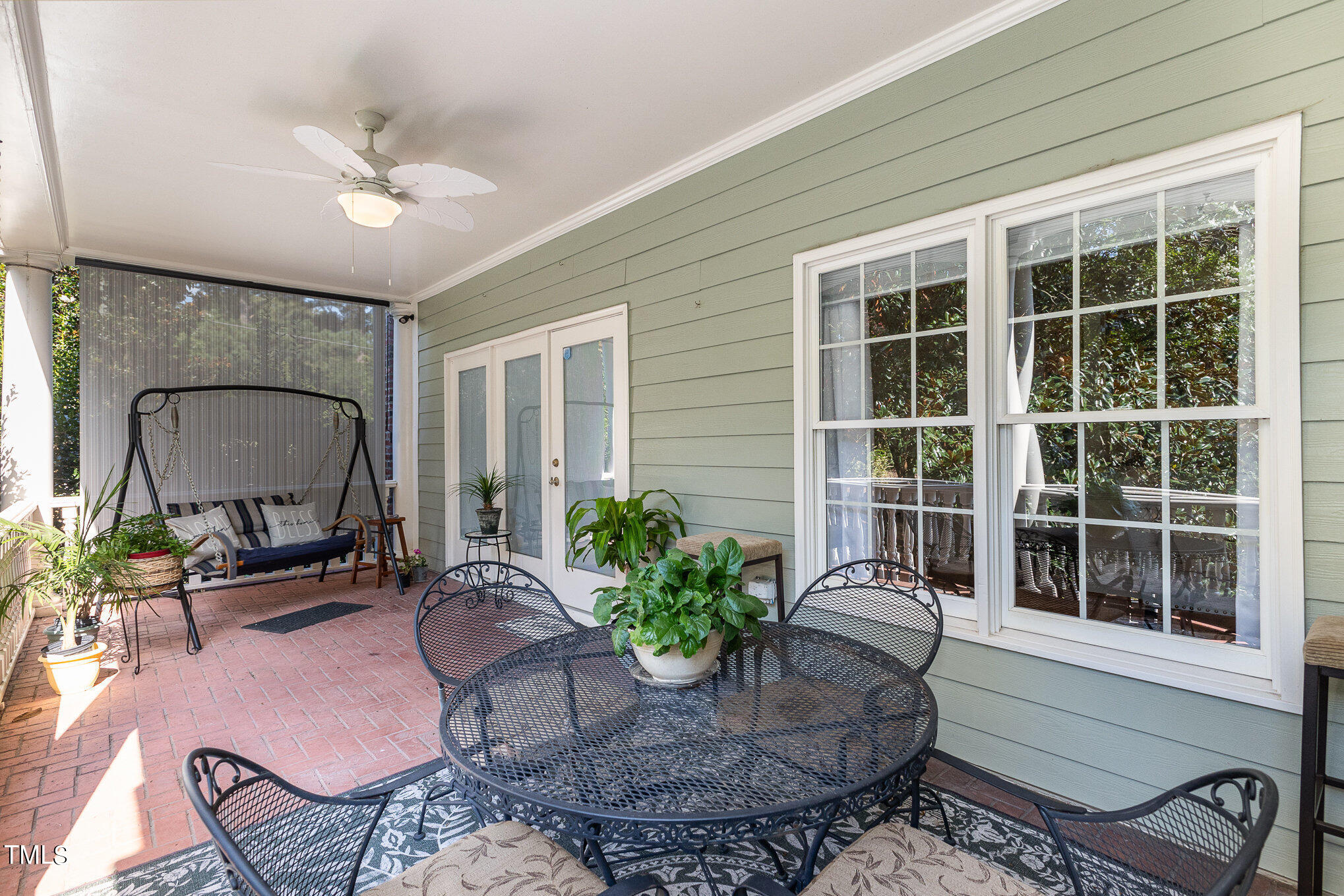 7510 Lead Mine Road, Unit 100 Raleigh, NC 27615 - Photo 27 of 29 Large Veranda