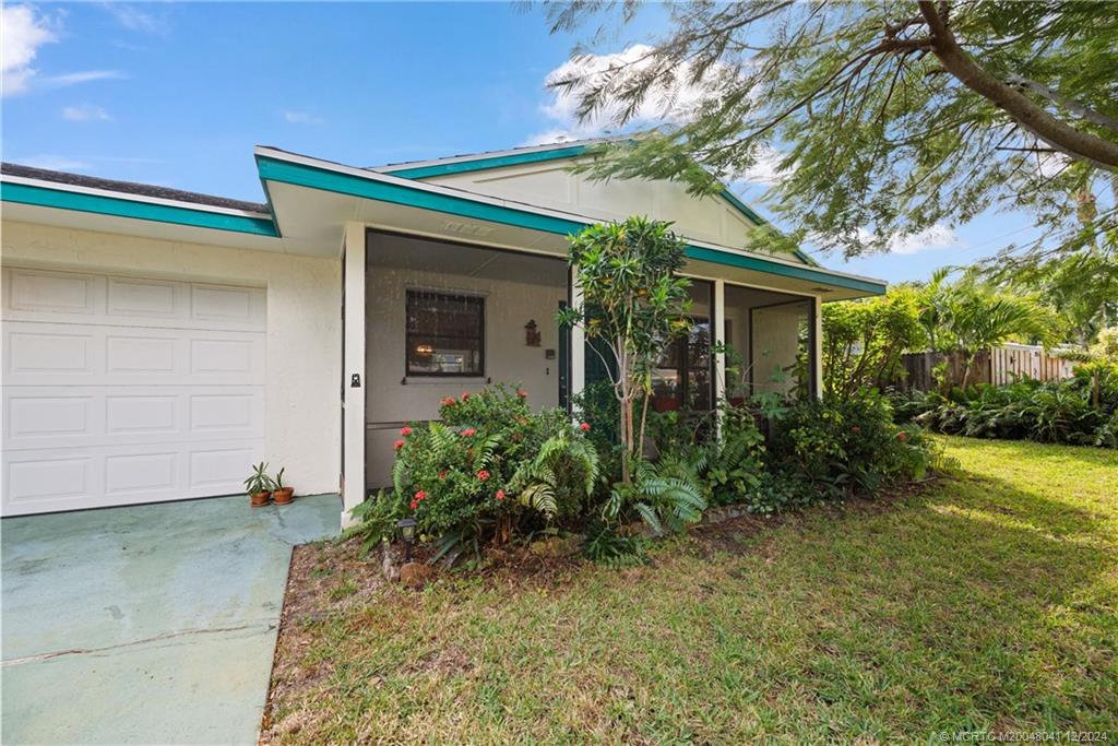 901 Northwest Terrace Road Stuart, FL 34994 - Photo 2 of 38 Gallery Image 2