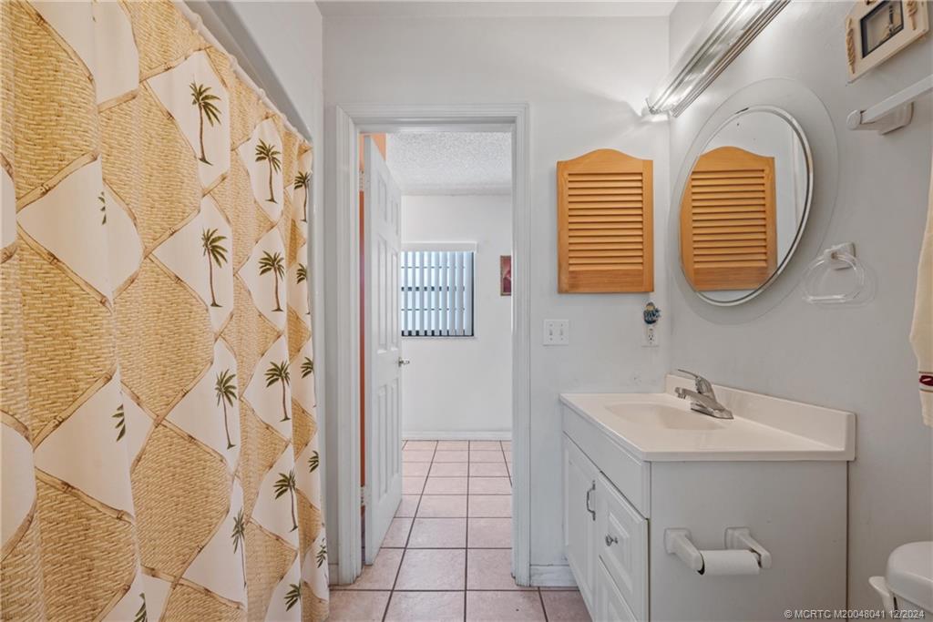 901 Northwest Terrace Road Stuart, FL 34994 - Photo 23 of 38 Gallery Image 23
