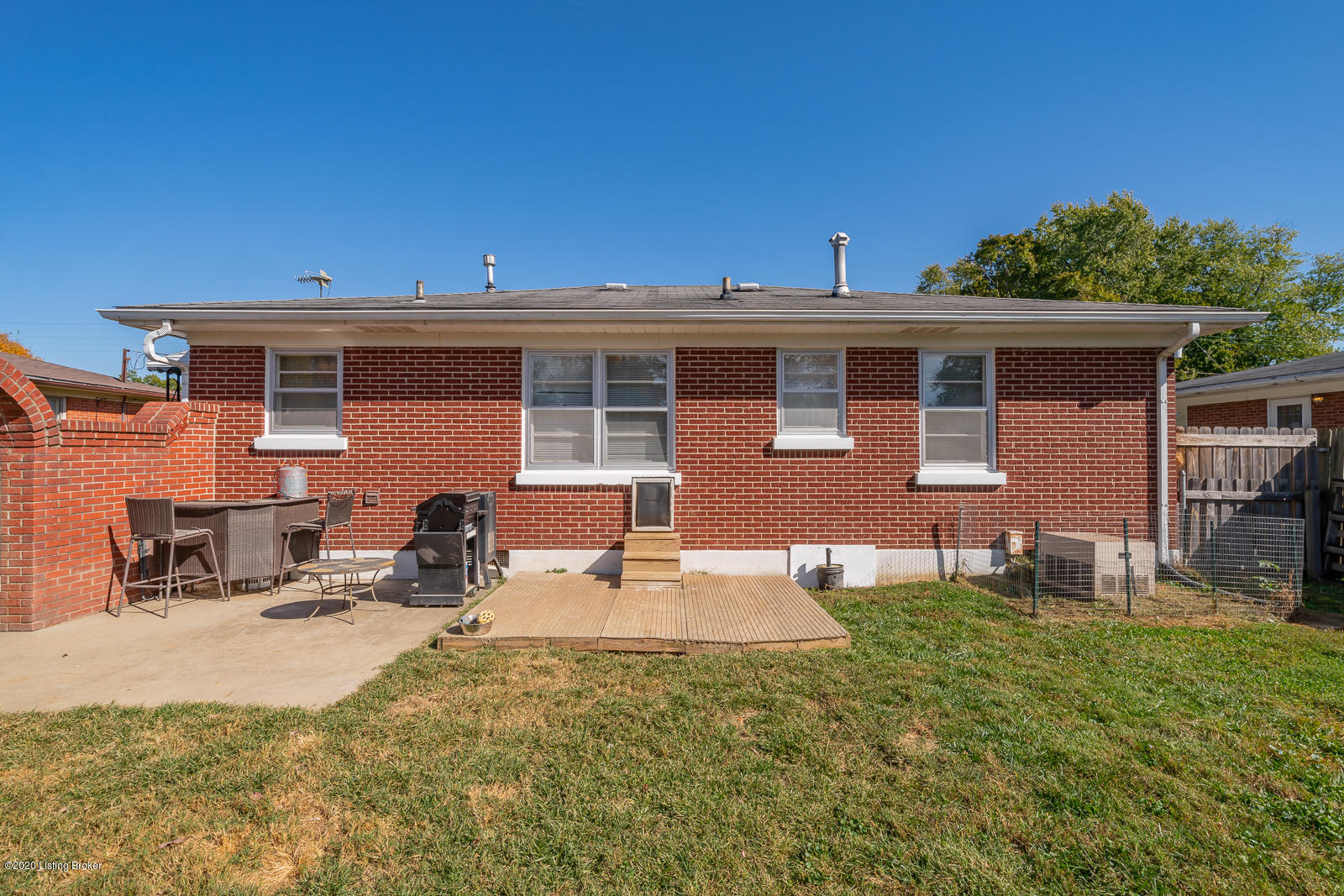 8300 Walker Road Louisville, KY 40258 - Photo 32 of 33 8300 Walker Rd L-10