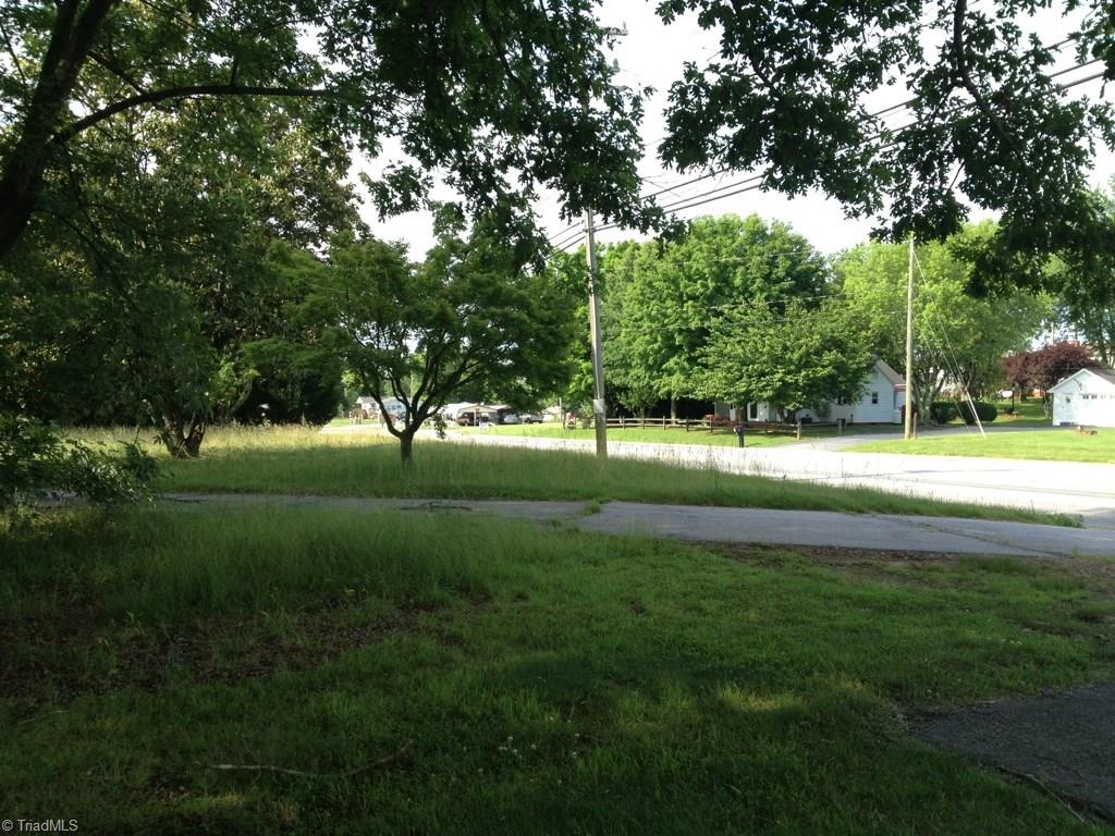 108 Sparta Road North Wilkesboro, NC 28659 - Photo 8 of 9