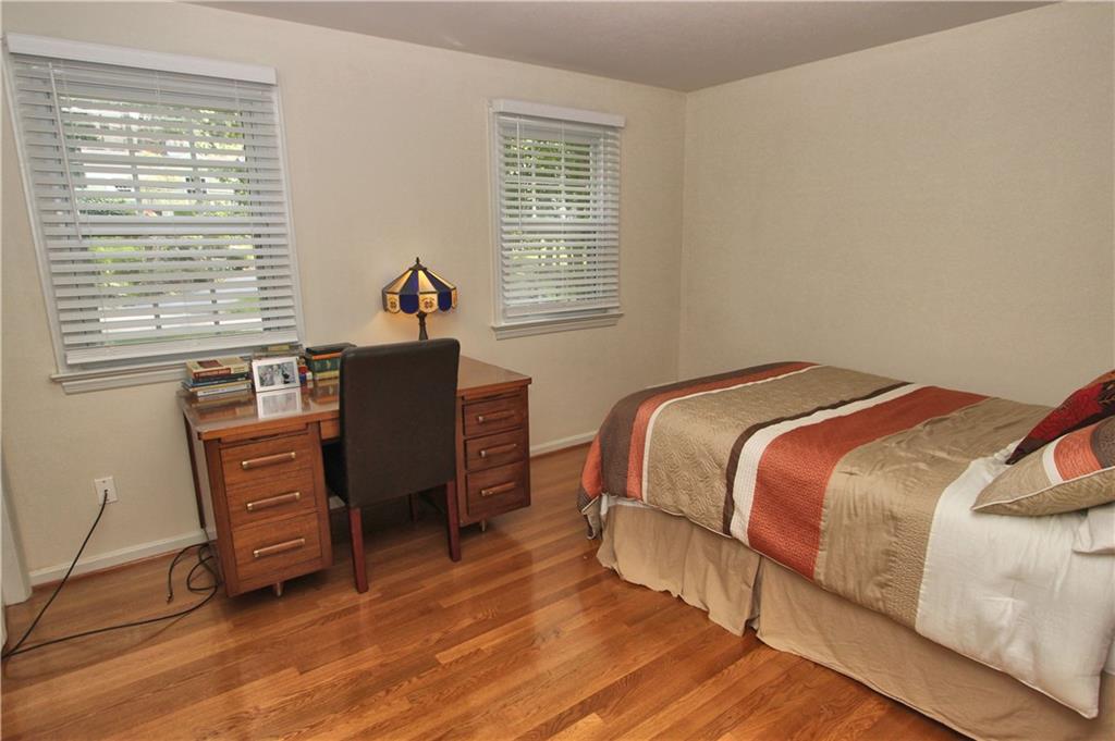 172 Boxfield Road Pittsburgh, PA 15241 - Photo 17 of 25 Gallery Image 17