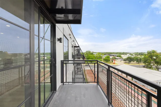 $2,795 | 4315 South Congress Avenue, Unit 532, Austin, TX 78745