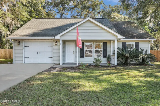 $360,000 | 9 Spanish Moss Drive, Beaufort, SC 29907