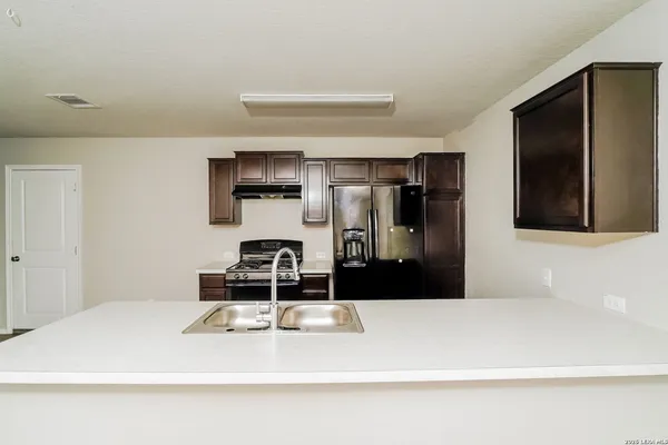 $1,525 | 1936 Heather Glen Drive, New Braunfels, TX 78130