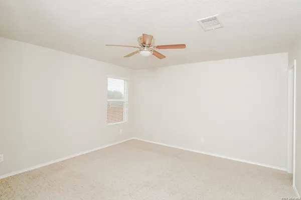 $1,525 | 1936 Heather Glen Drive, New Braunfels, TX 78130