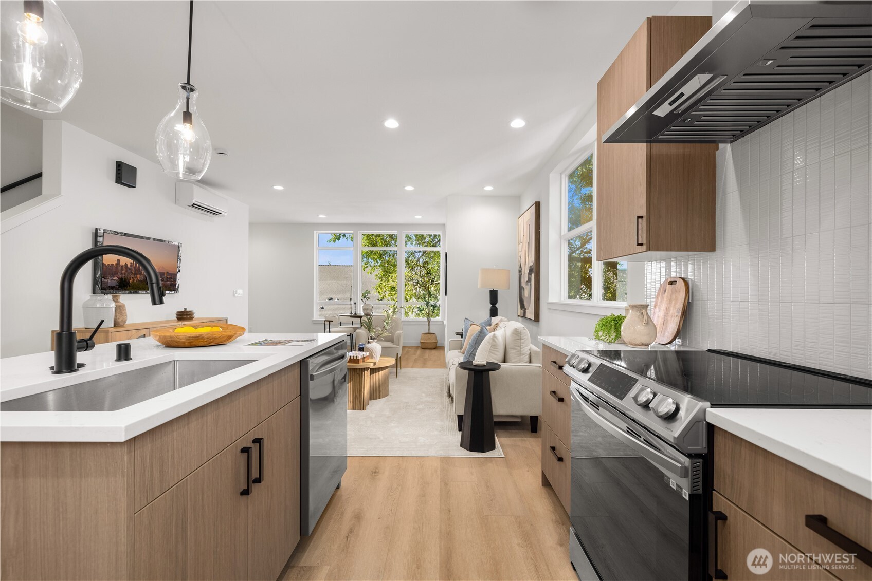 1704 North 47th Street Seattle, WA 98103 - Photo 9 of 30