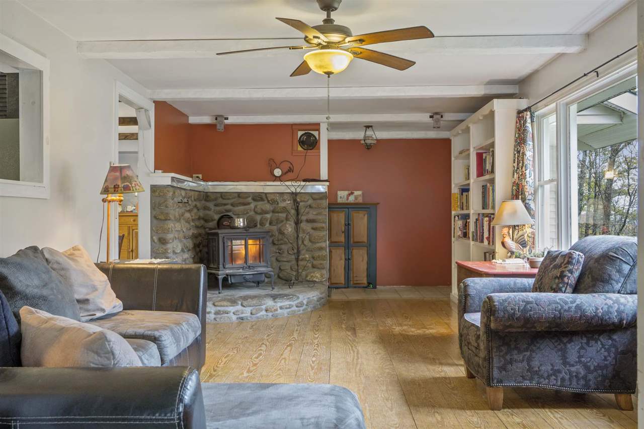47 Bradford Road Sunapee, NH 03782 - Photo 5 of 34 Gallery Image 5
