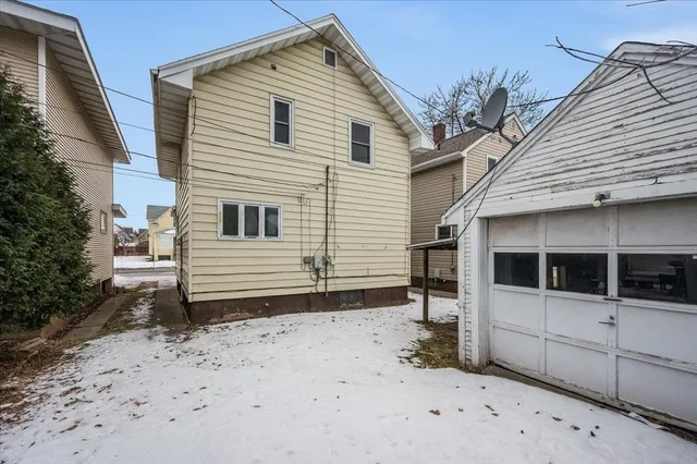 $195,000 | 2004 Lamborn Avenue, Superior, WI 54880