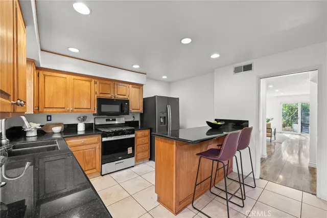 $749,000 | 5017 Cartwright Avenue, Unit 3, North Hollywood, CA 91601