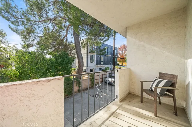 $749,000 | 5017 Cartwright Avenue, Unit 3, North Hollywood, CA 91601