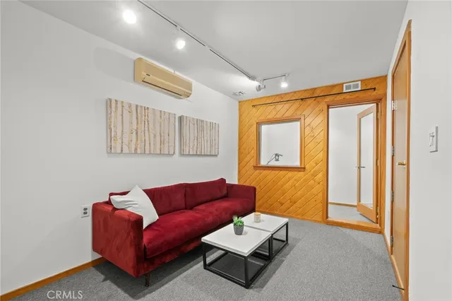 $749,000 | 5017 Cartwright Avenue, Unit 3, North Hollywood, CA 91601