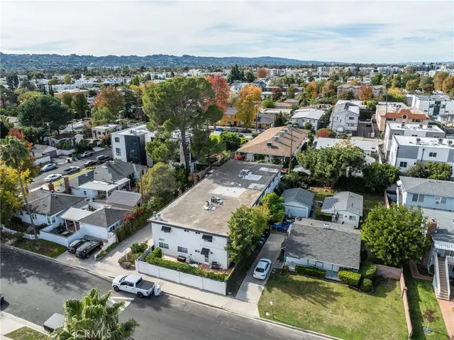 $749,000 | 5017 Cartwright Avenue, Unit 3, North Hollywood, CA 91601