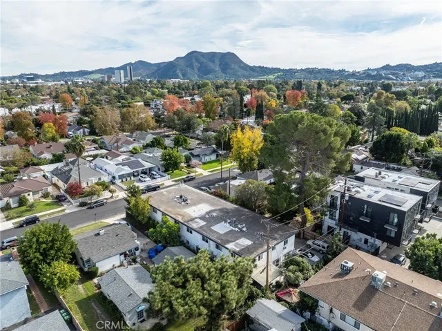 $749,000 | 5017 Cartwright Avenue, Unit 3, North Hollywood, CA 91601