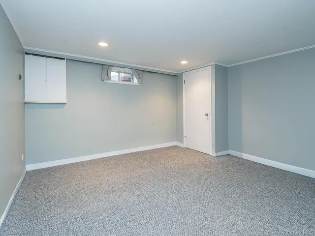 $6,900 | 41 South 4th Street, Locust Valley, NY 11560