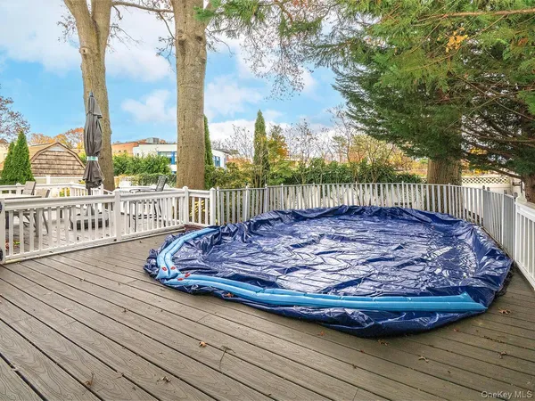 $6,300 | 41 South 4th Street, Locust Valley, NY 11560