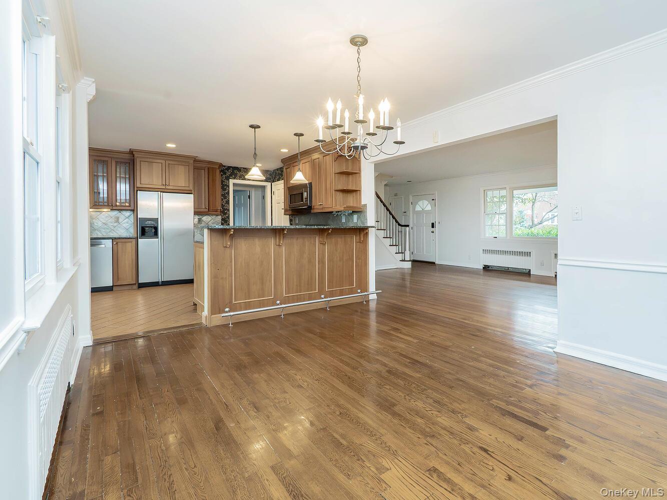41 South 4th Street Locust Valley, NY 11560 - Photo 6 of 39 Open layout Dining Room