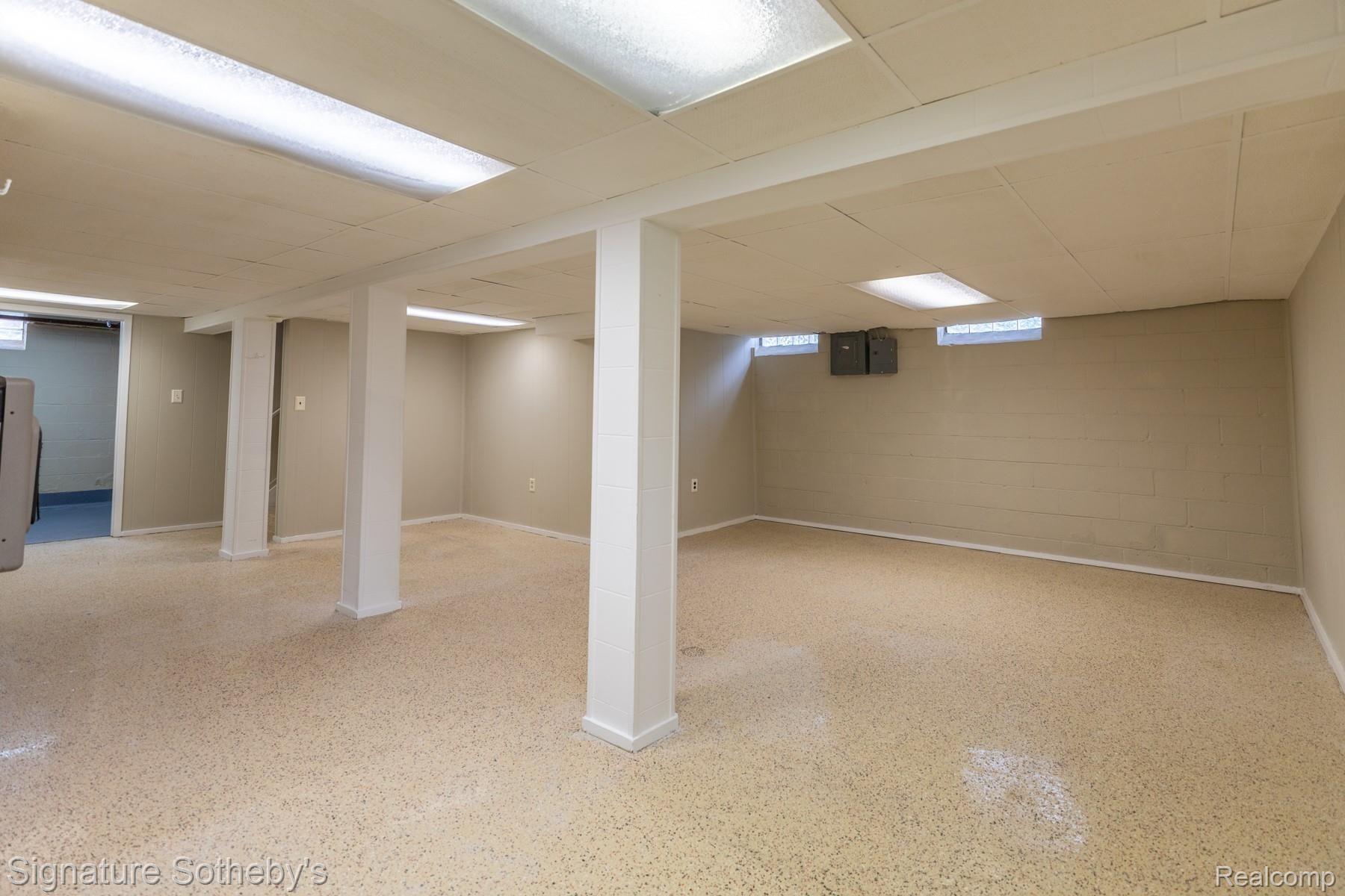 1464 South Renaud Road Grosse Pointe, MI 48236 - Photo 21 of 25 Basement 2.jpg