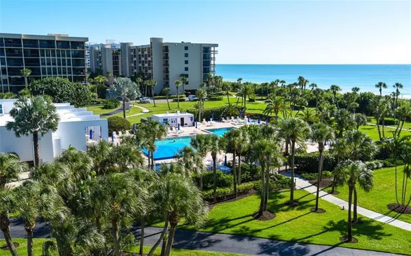 $11,000 | 1125 Gulf Of Mexico Drive, Unit 403, Longboat Key, FL 34228