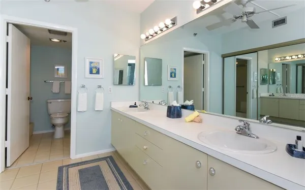$11,000 | 1125 Gulf Of Mexico Drive, Unit 403, Longboat Key, FL 34228