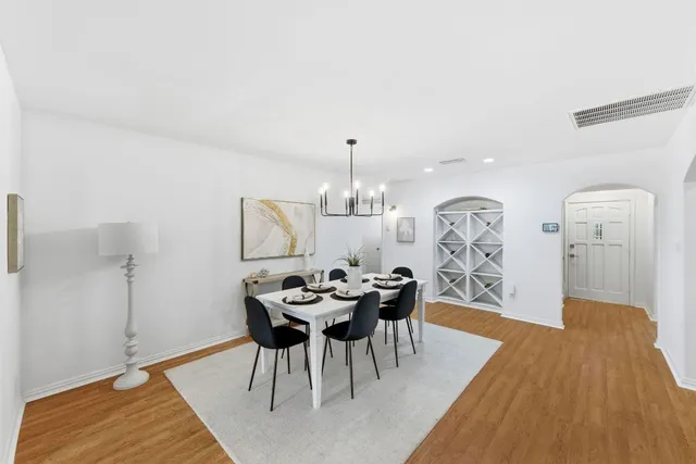 $1,100,000 | 6701 Lexington Road, Austin, TX 78757