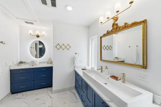 $1,100,000 | 6701 Lexington Road, Austin, TX 78757