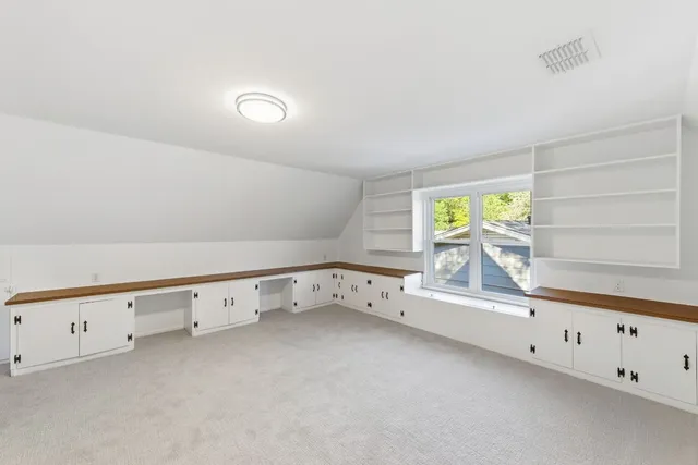 $1,100,000 | 6701 Lexington Road, Austin, TX 78757