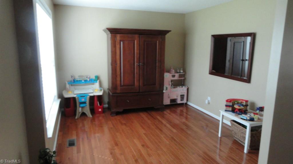 165 Johnson Ridge Road Elkin, NC 28621 - Photo 6 of 25 Gallery Image 6