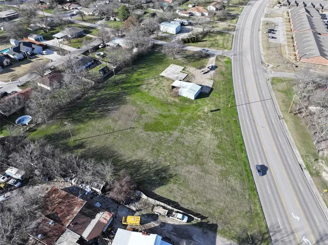 $735,000 | 501 Centerpoint Lane, Greenville, TX 75402