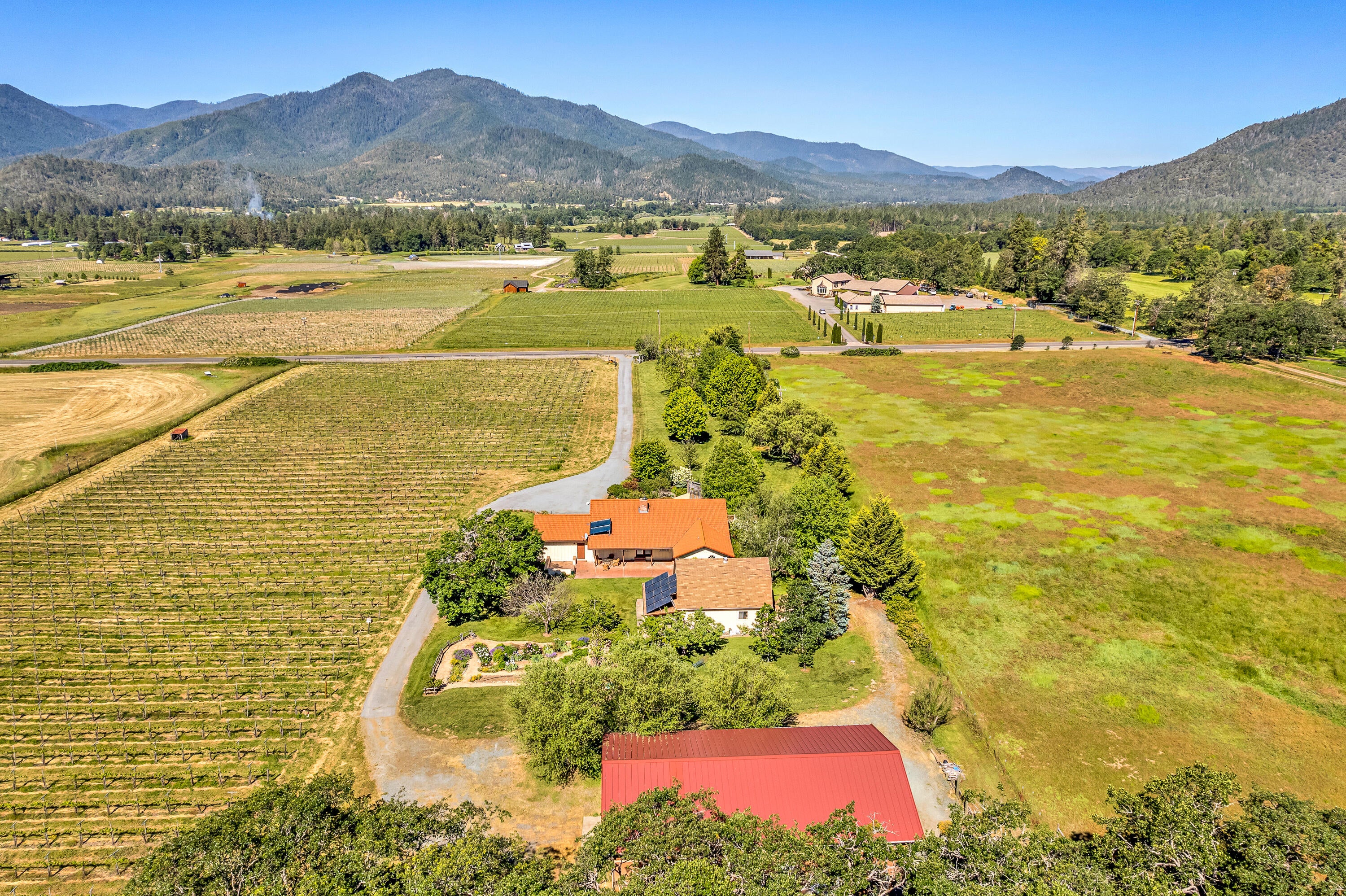 1494 Kubli Road Grants Pass, OR 97527 - Photo 54 of 67 DJI_0876