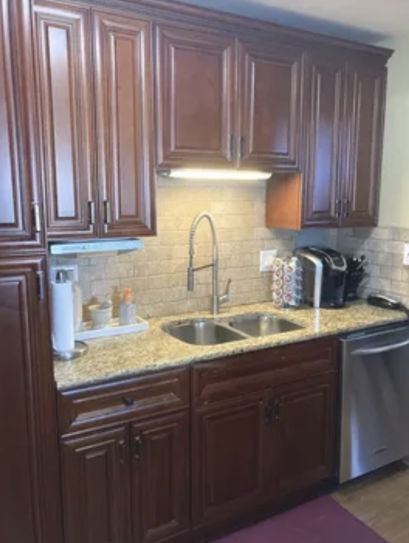 9009 Golf Road, Unit 2G Des Plaines, IL 60016 - Photo 13 of 35