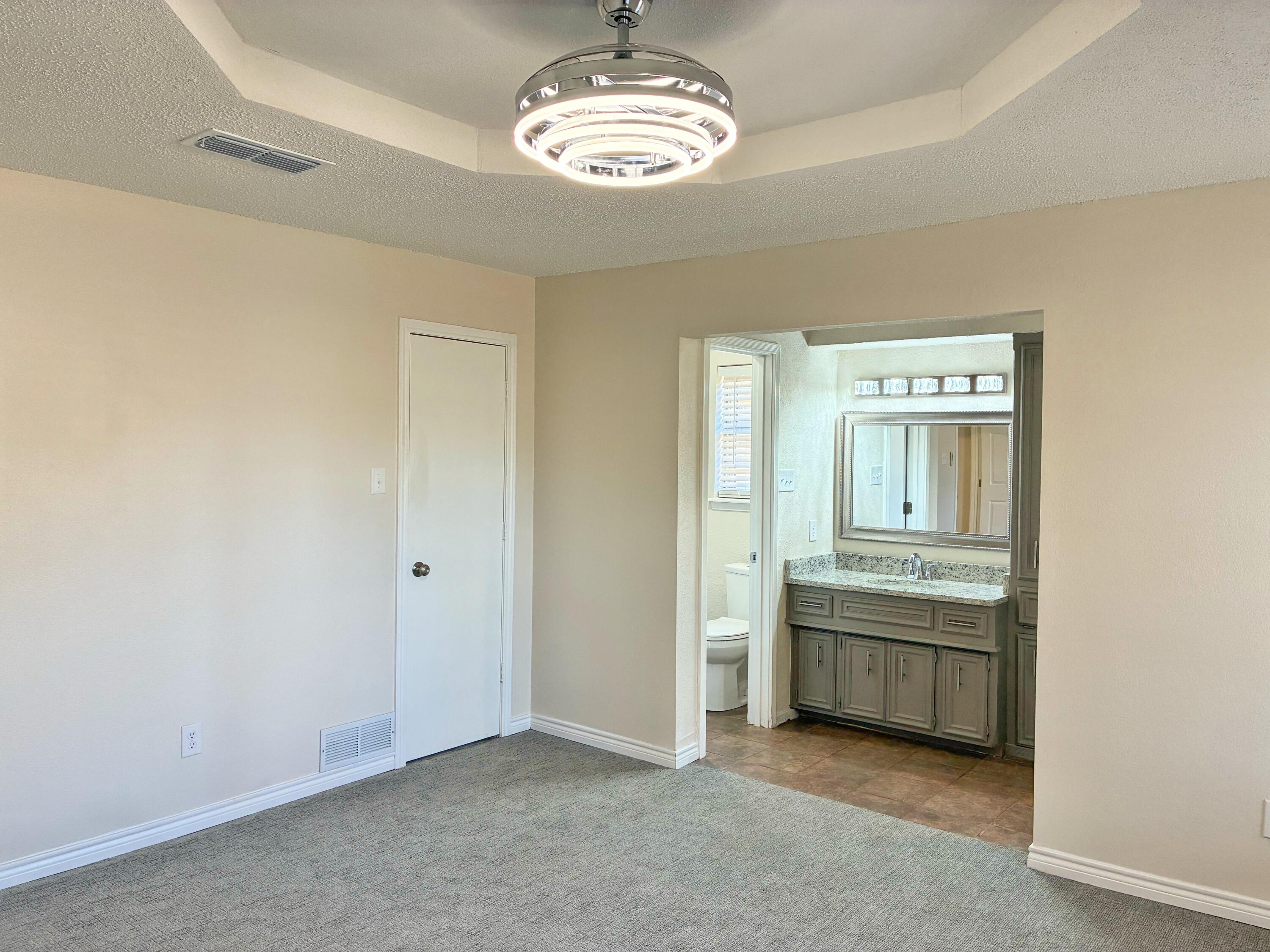 4904 64th Street Lubbock, TX 79414 - Photo 22 of 47 4904 64th Street Primary