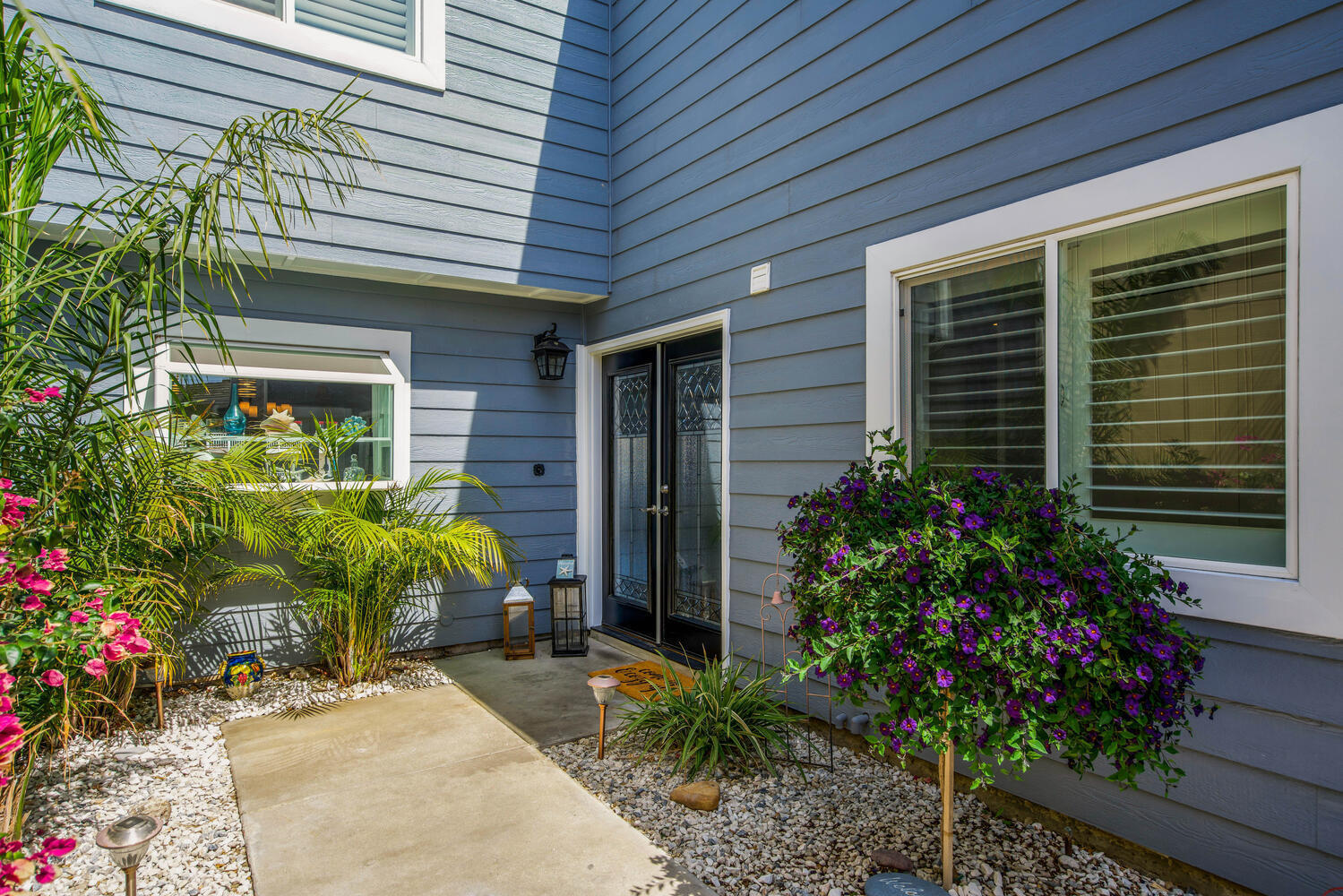 4561 Costa De Oro Oxnard, CA 93035 - Photo 2 of 36 4561 Costa De Oro Oxnard CA-large-004-02