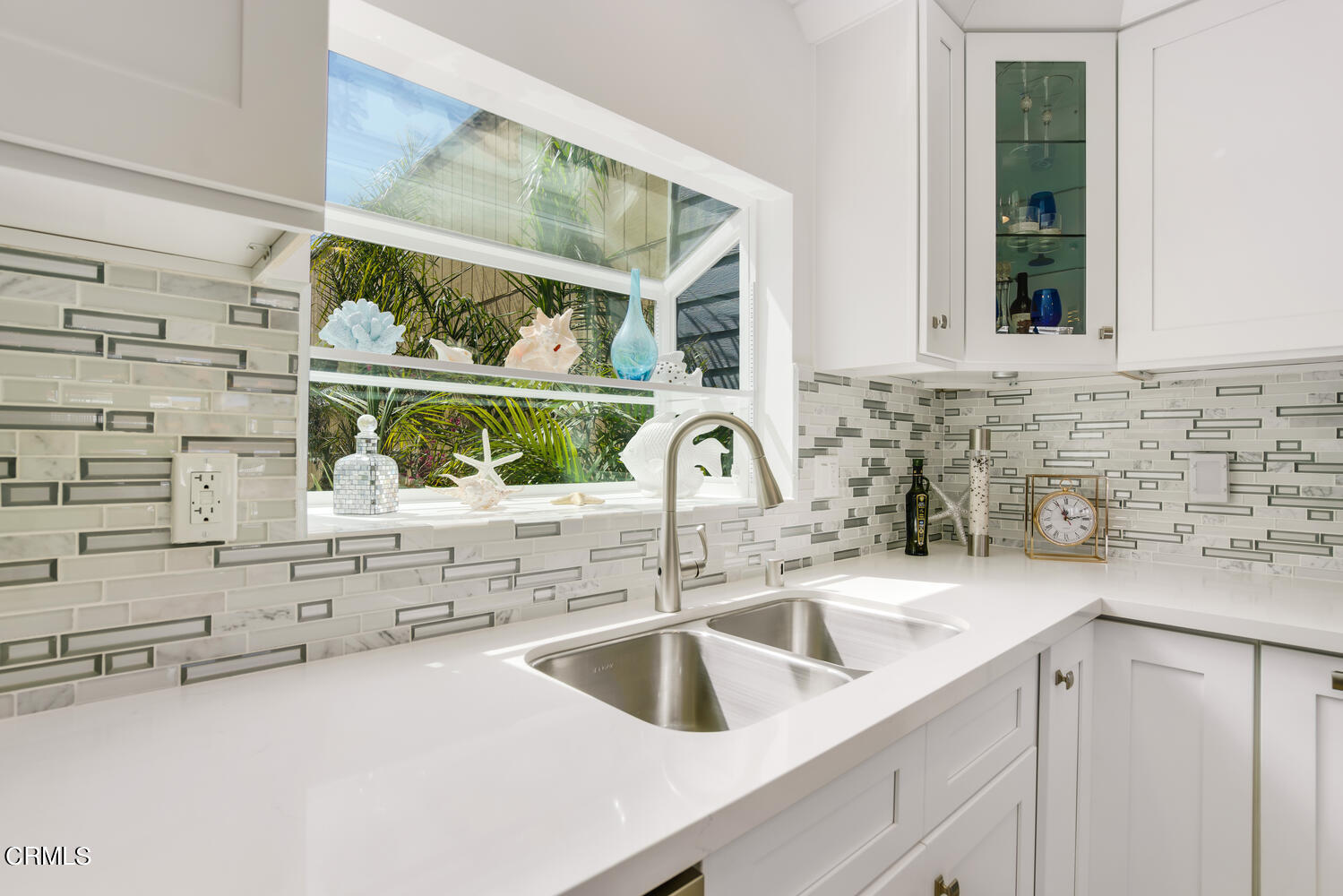 4561 Costa De Oro Oxnard, CA 93035 - Photo 13 of 36 4561 Costa De Oro Oxnard CA-large-015-00