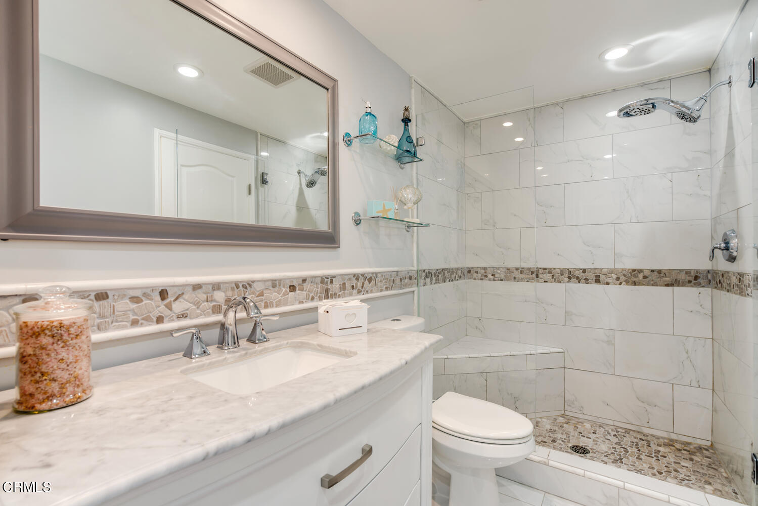 4561 Costa De Oro Oxnard, CA 93035 - Photo 17 of 36 4561 Costa De Oro Oxnard CA-large-019-01