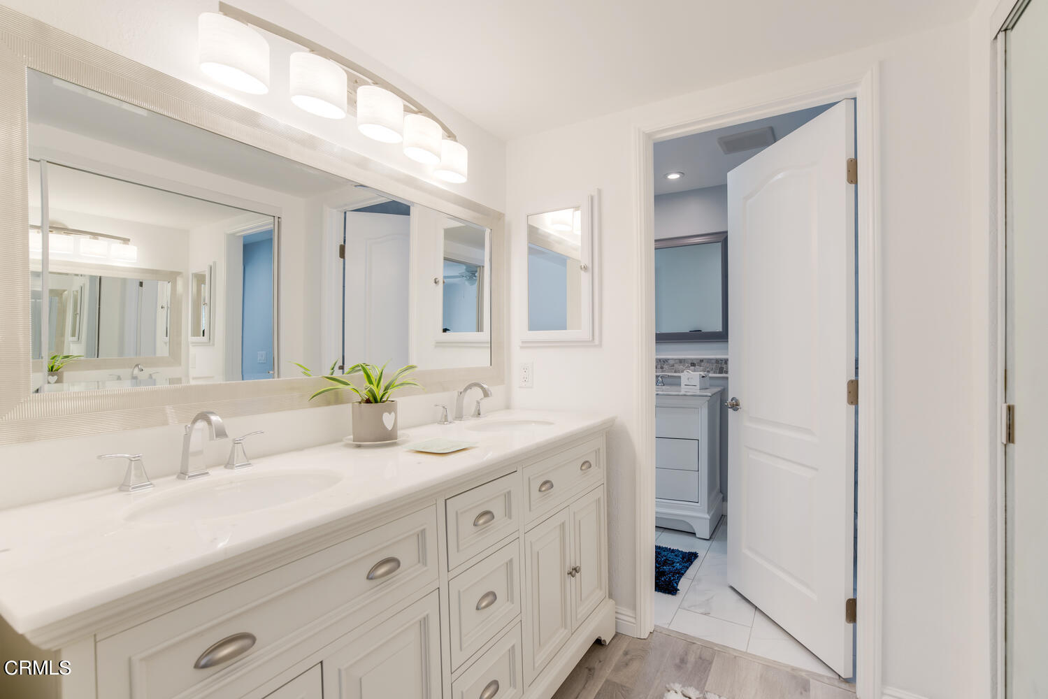 4561 Costa De Oro Oxnard, CA 93035 - Photo 18 of 36 4561 Costa De Oro Oxnard CA-large-020-02