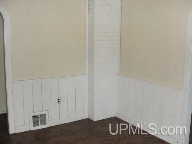 W8107 Weckerle Road Pembine, WI 54156 - Photo 4 of 17 Gallery Image 4