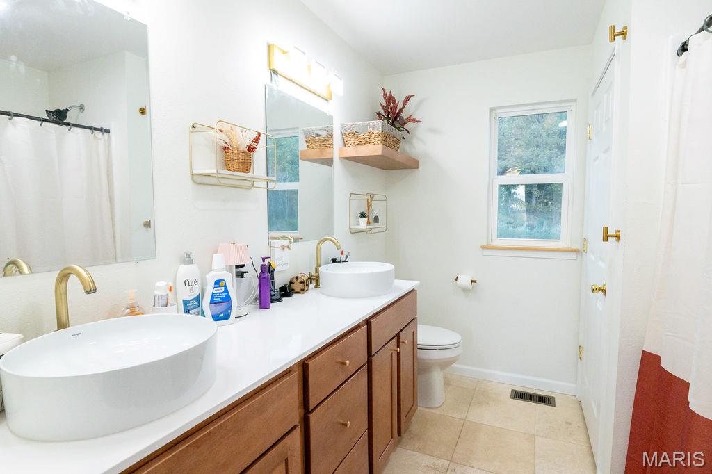 363 Moss Lane Farmington, MO 63640 - Photo 9 of 28