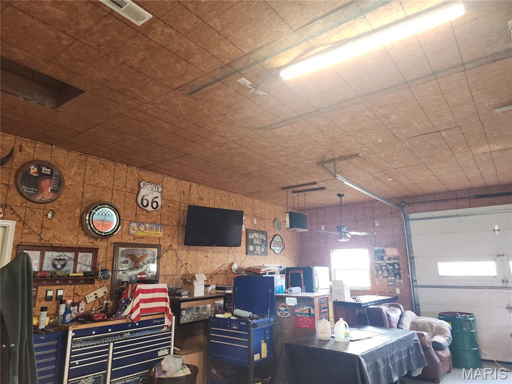 21023 Old Rte 66 Mount Olive, IL 62069 - Photo 11 of 15