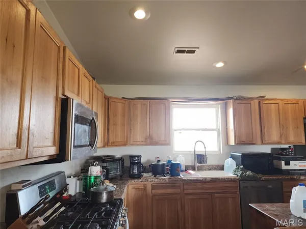 $185,000 | 21023 Old Rte 66, Mount Olive, IL 62069