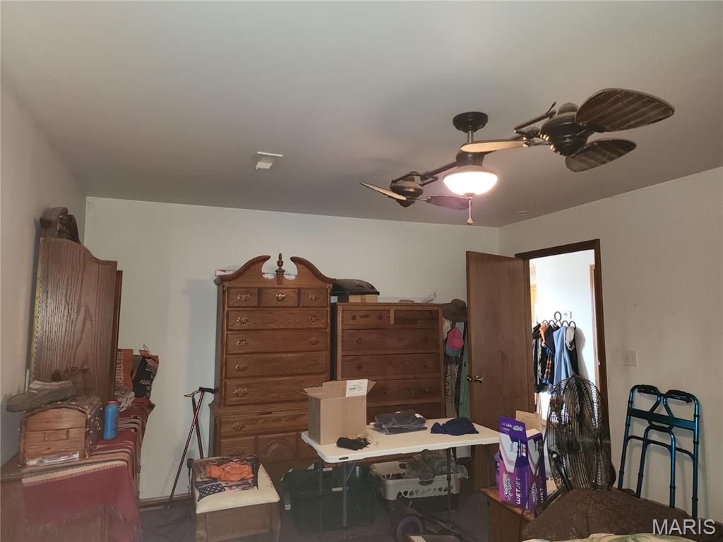 21023 Old Rte 66 Mount Olive, IL 62069 - Photo 14 of 15