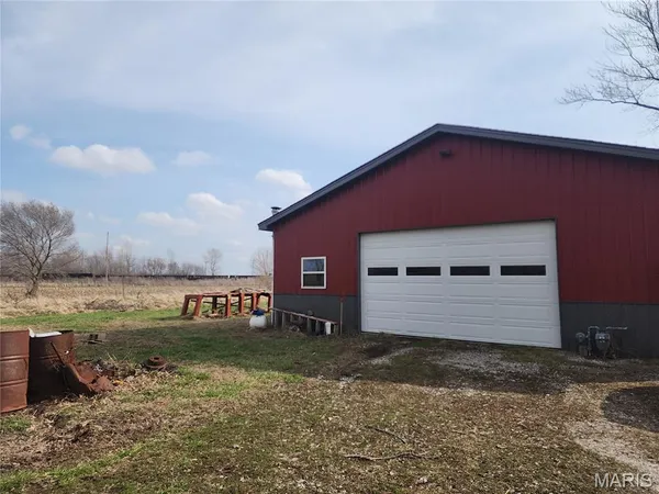 $185,000 | 21023 Old Rte 66, Mount Olive, IL 62069