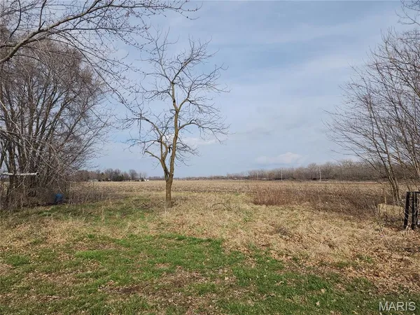 $185,000 | 21023 Old Rte 66, Mount Olive, IL 62069