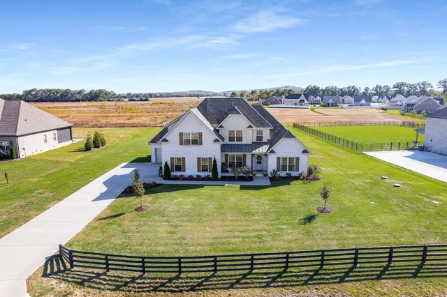 a view of house with outdoor space